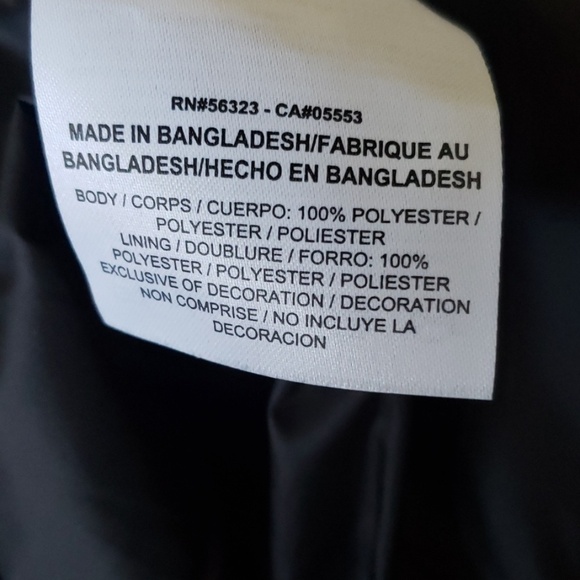 Nike women's black windbreaker with snap front - Picture 6 of 7